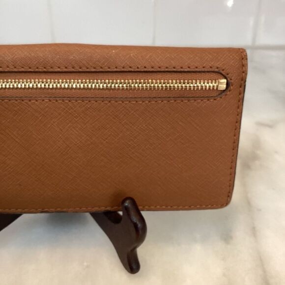 Michael Kors Slim Cross Grain Leather Full Sized Sleek Wallet - Picture 6 of 16